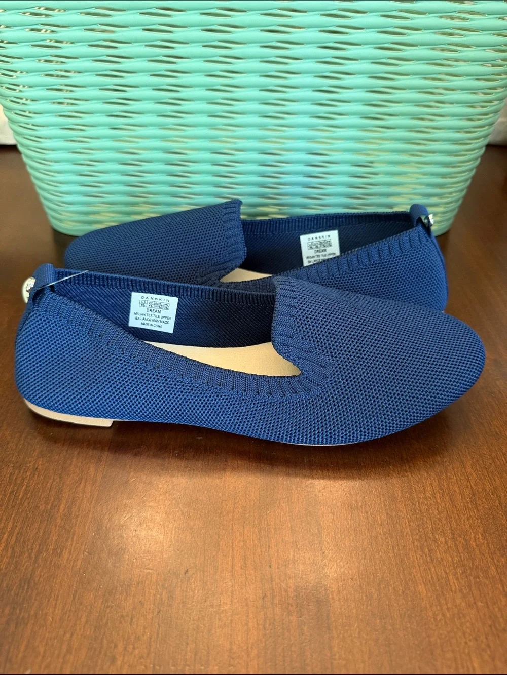 NWT Danskin Women's Dream Slip-On Loafers SZ 6.5 Color Navy